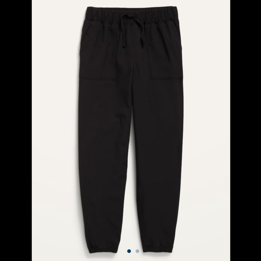 Old Navy Girls StretchTech Jogger Performance Pants in Black